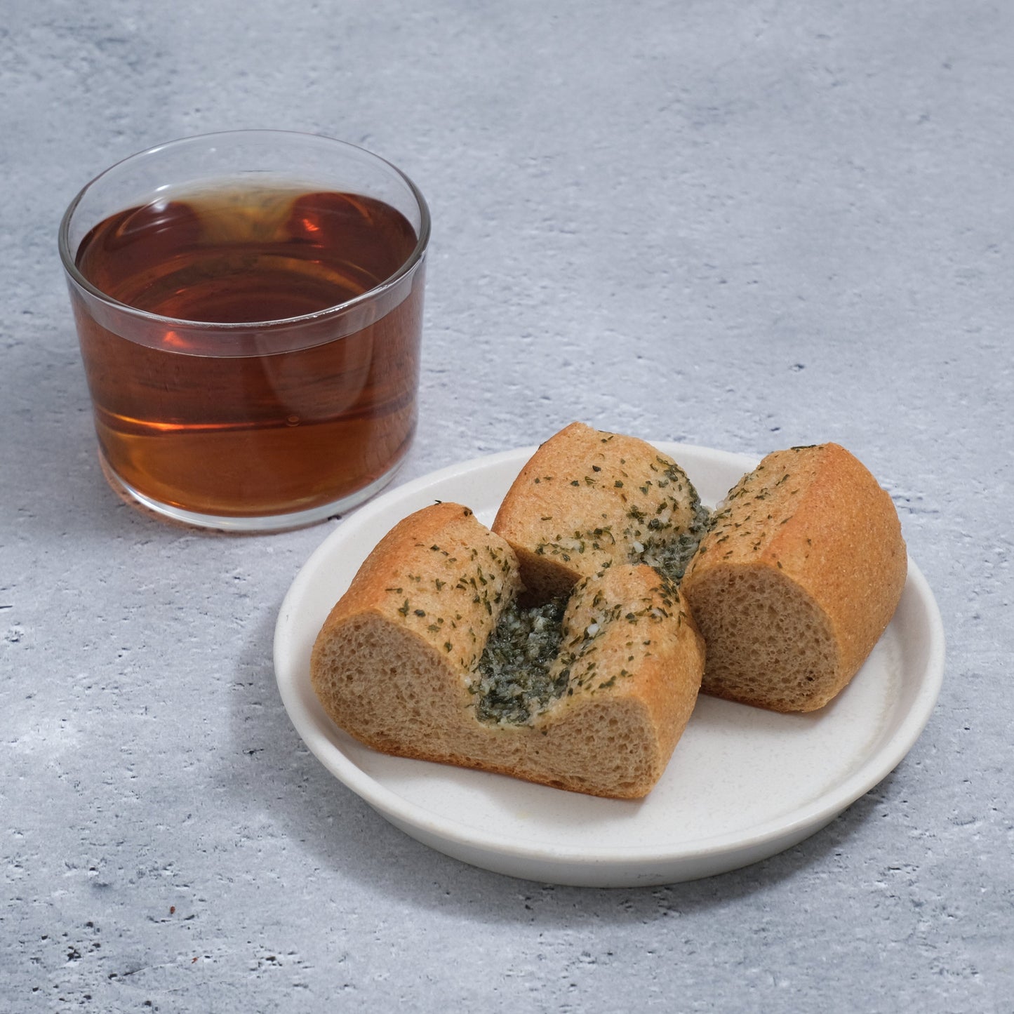 Pane al burro e aglio, 5,3 g di carboidrati